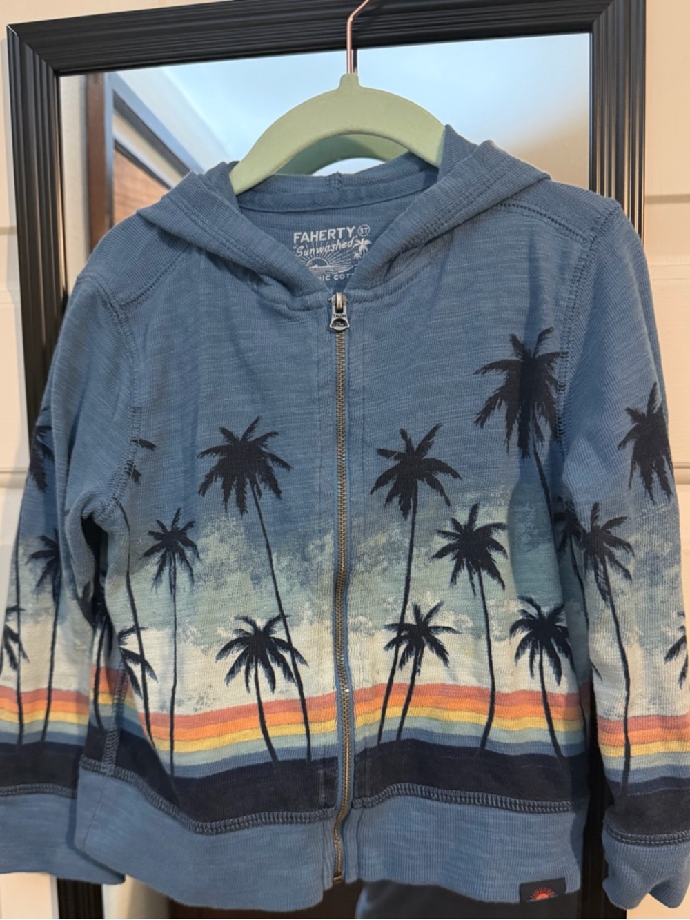 🌴 Faherty Kids Sunwashed Slub Hoodie | Palm Rainbow Ombre | Size 3T